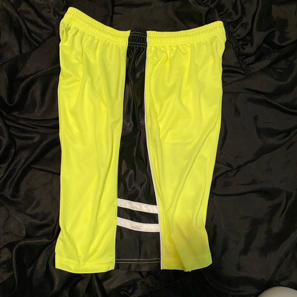 Workout gym shorts / basketball shorts BUNDLE OF 2 - Picture 3 of 4